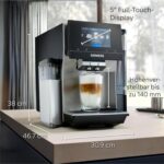 Siemens Kaffeevollautomat EQ700 integral, großes farbiges TFT-Display, 36 Heiß- und Kaltgetränke, Cold Brew, 2-Tassen-Funktion, Steuerung per App, autom. Reinigungssystem, Edelstahl schwarz, TQ717D03