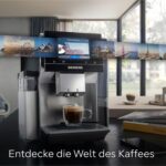 Siemens Kaffeevollautomat EQ700 integral, großes farbiges TFT-Display, 36 Heiß- und Kaltgetränke, Cold Brew, 2-Tassen-Funktion, Steuerung per App, autom. Reinigungssystem, Edelstahl schwarz, TQ717D03